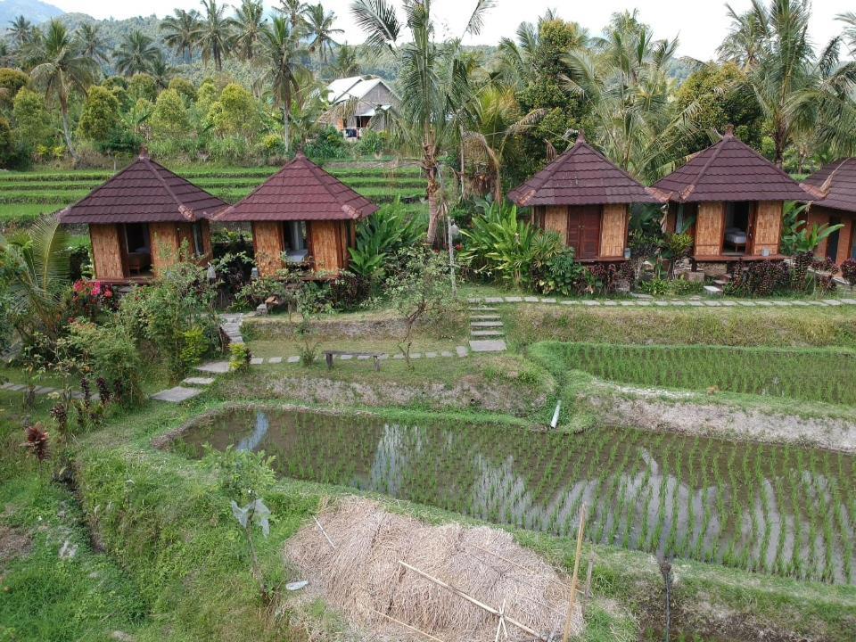 Вилла Puri Sunny Camp Мундук Экстерьер фото